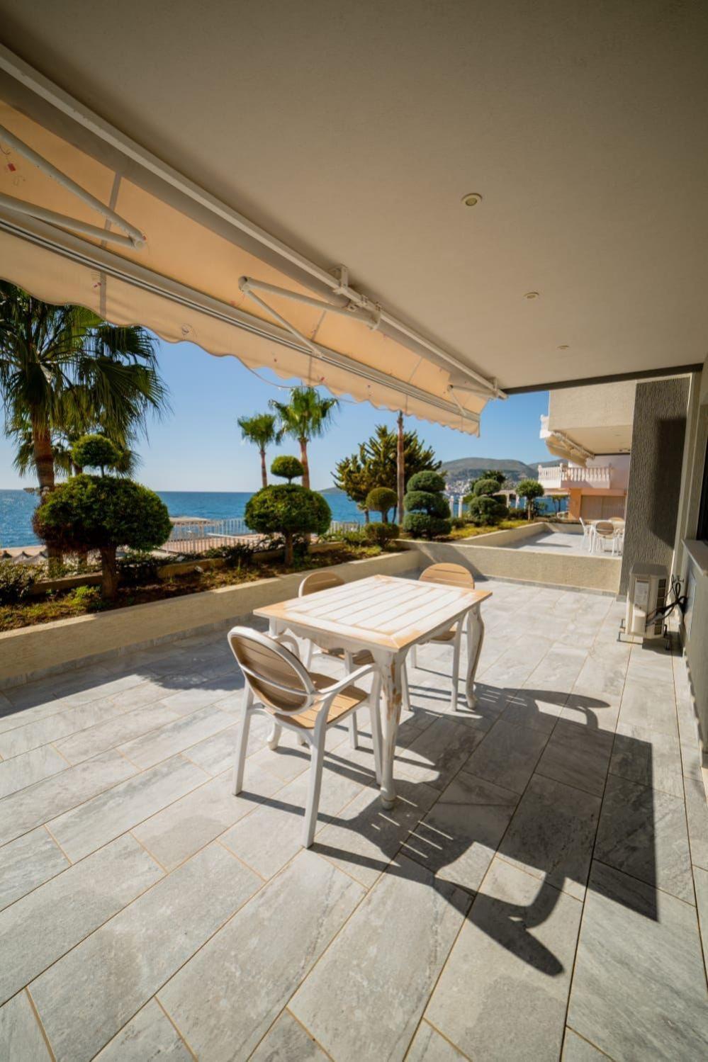 Residence Saranda International Exteriör bild